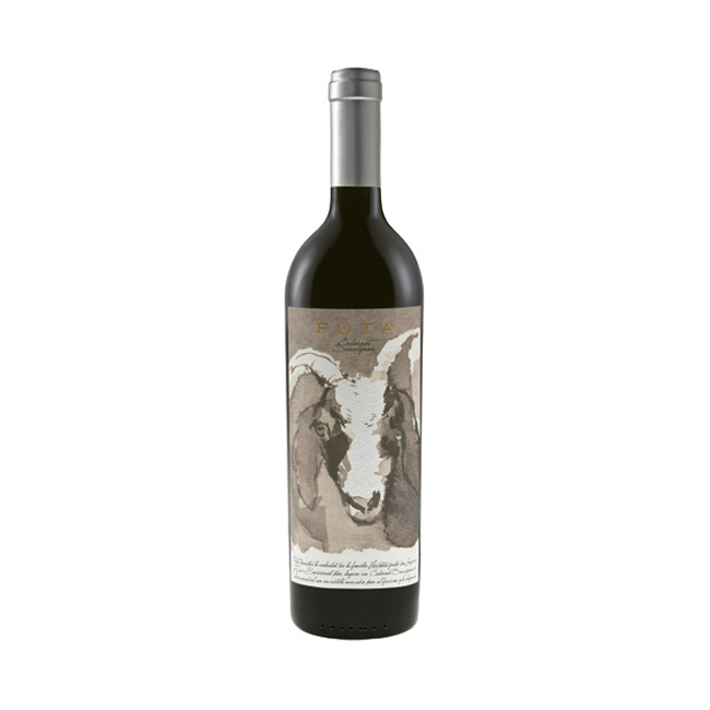 Vino Calcu Futa Cabernet Sauvignon 2015, un vino de clase mundial del Valle de Colchagua, un equilibrio ideal entre frescura y elegancia. ¡Compra online!